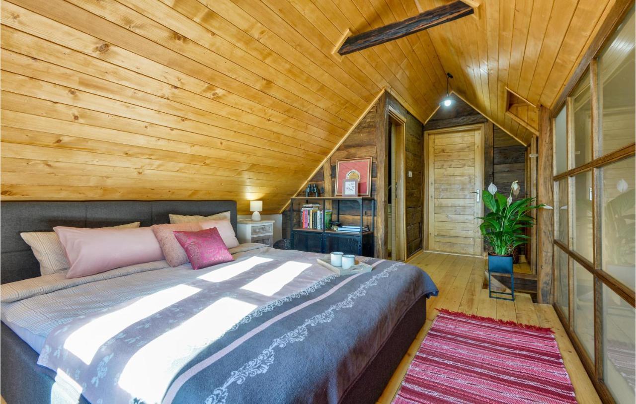 2 Bedroom Beautiful Home In Starcevljani 外观 照片